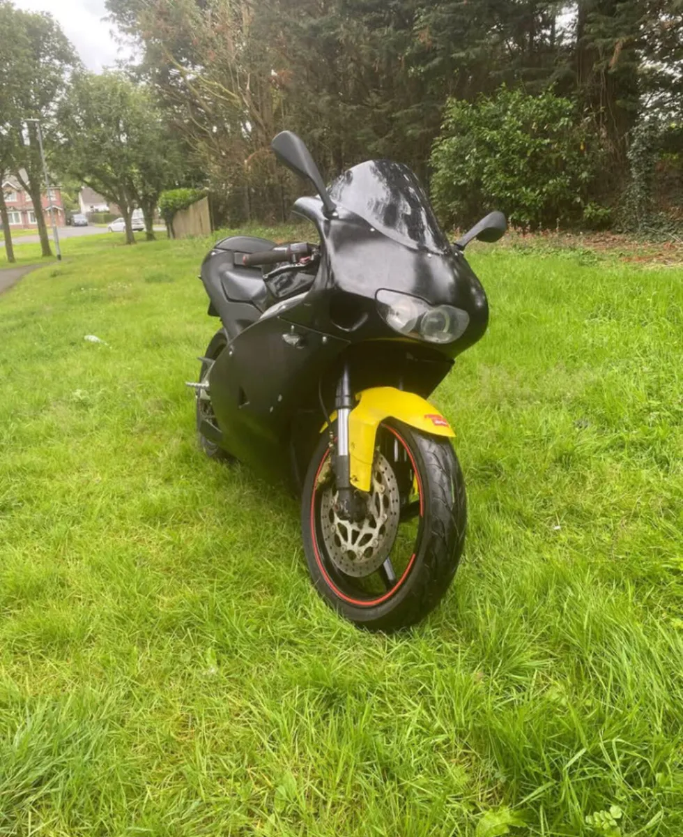 2001 Aprilia RS 125 - Image 1