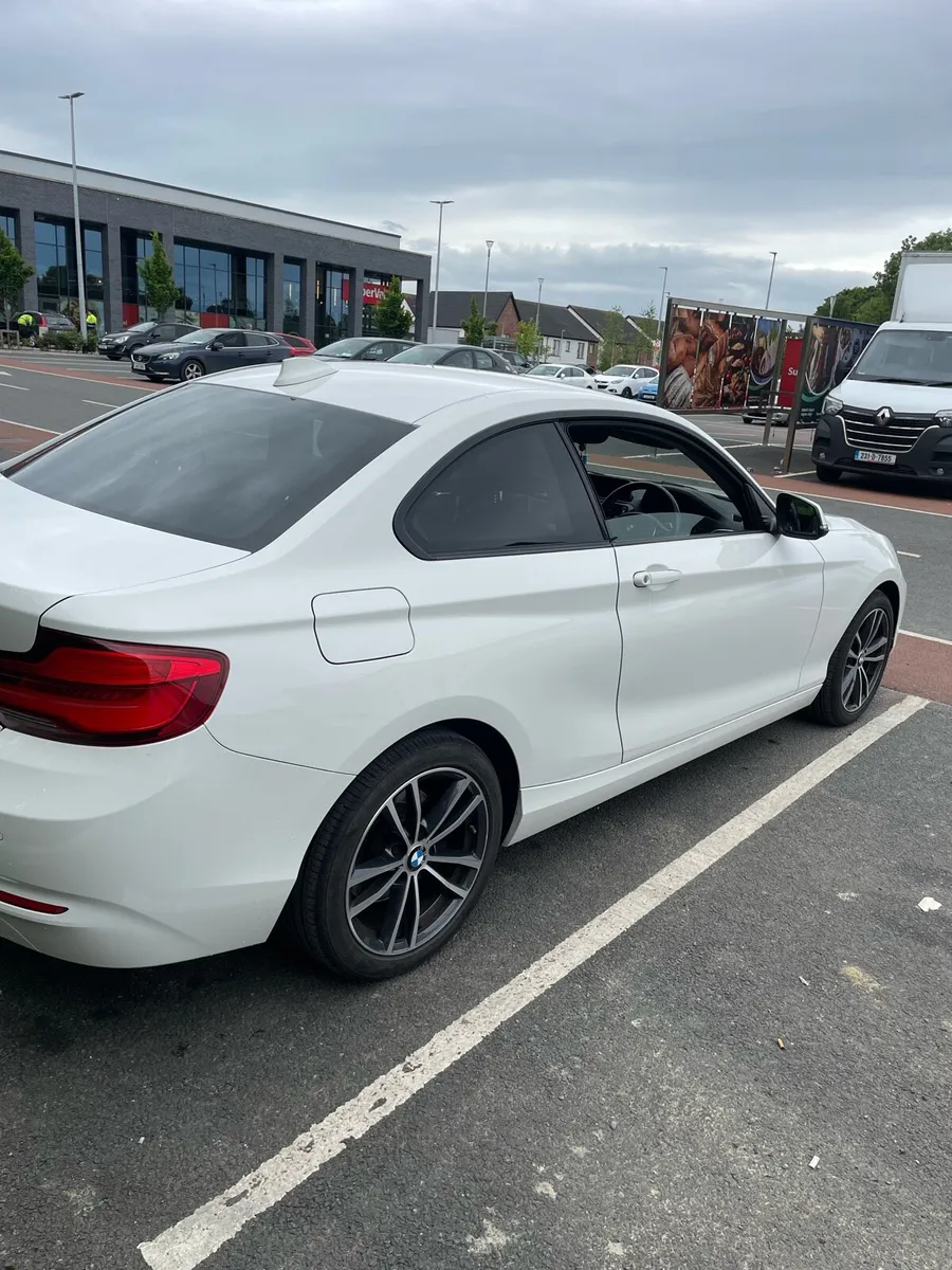 BMW 220i coupe - Image 3
