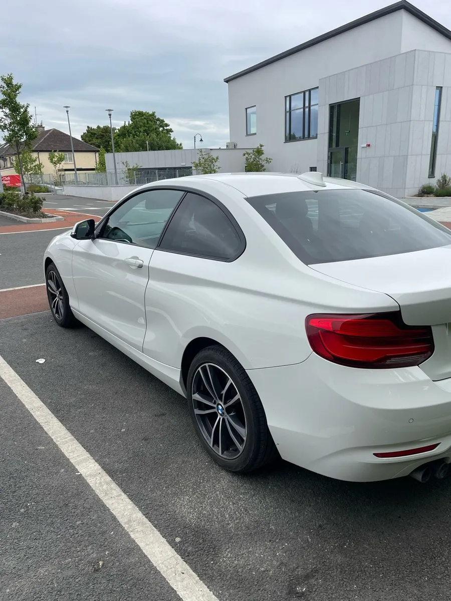 BMW 220i coupe - Image 4