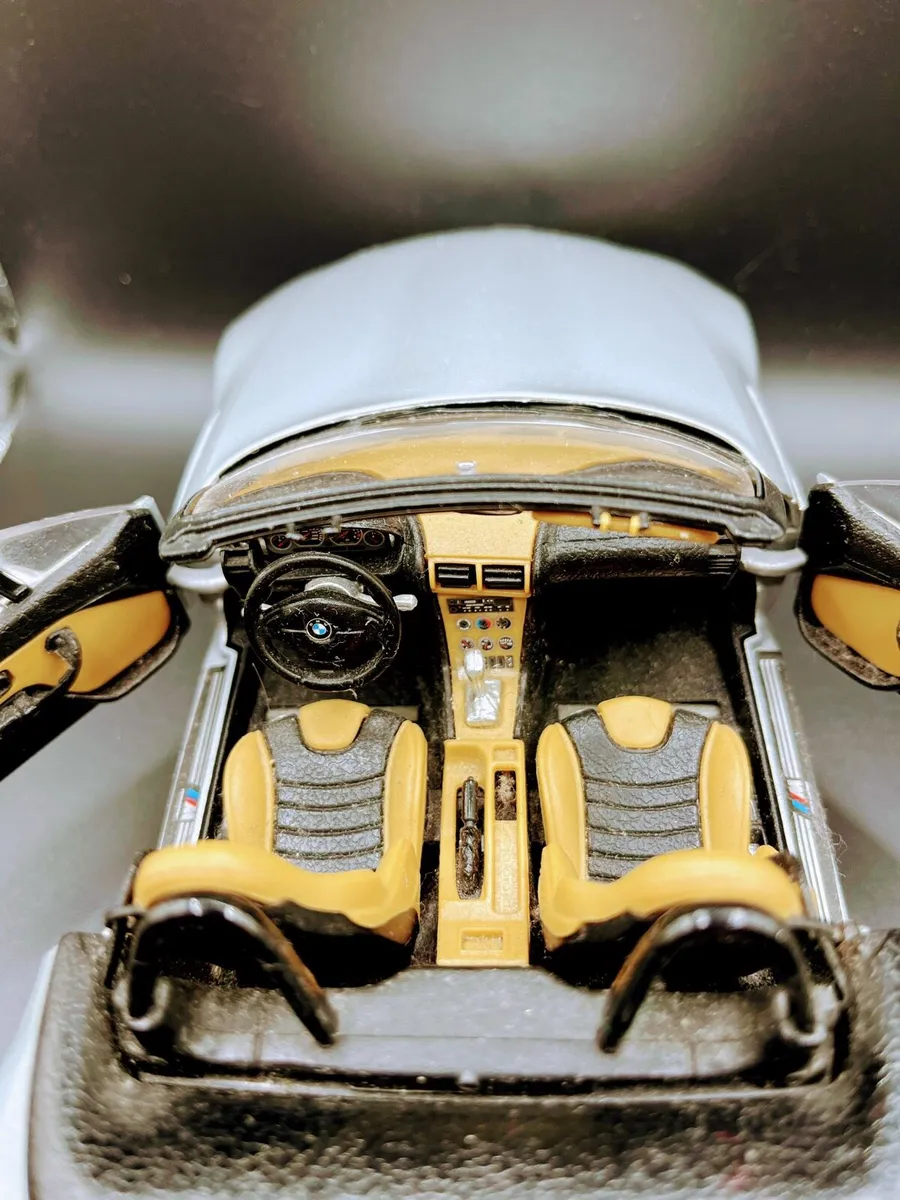 BMW model car - Image 3