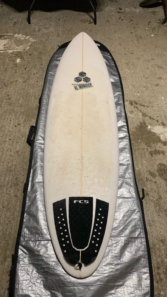 Surfboard - Image 3
