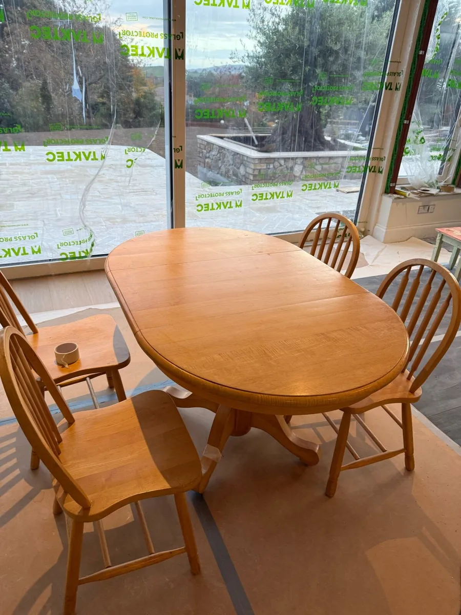 Kitchen Table - 4 seater with extending inset - Image 1