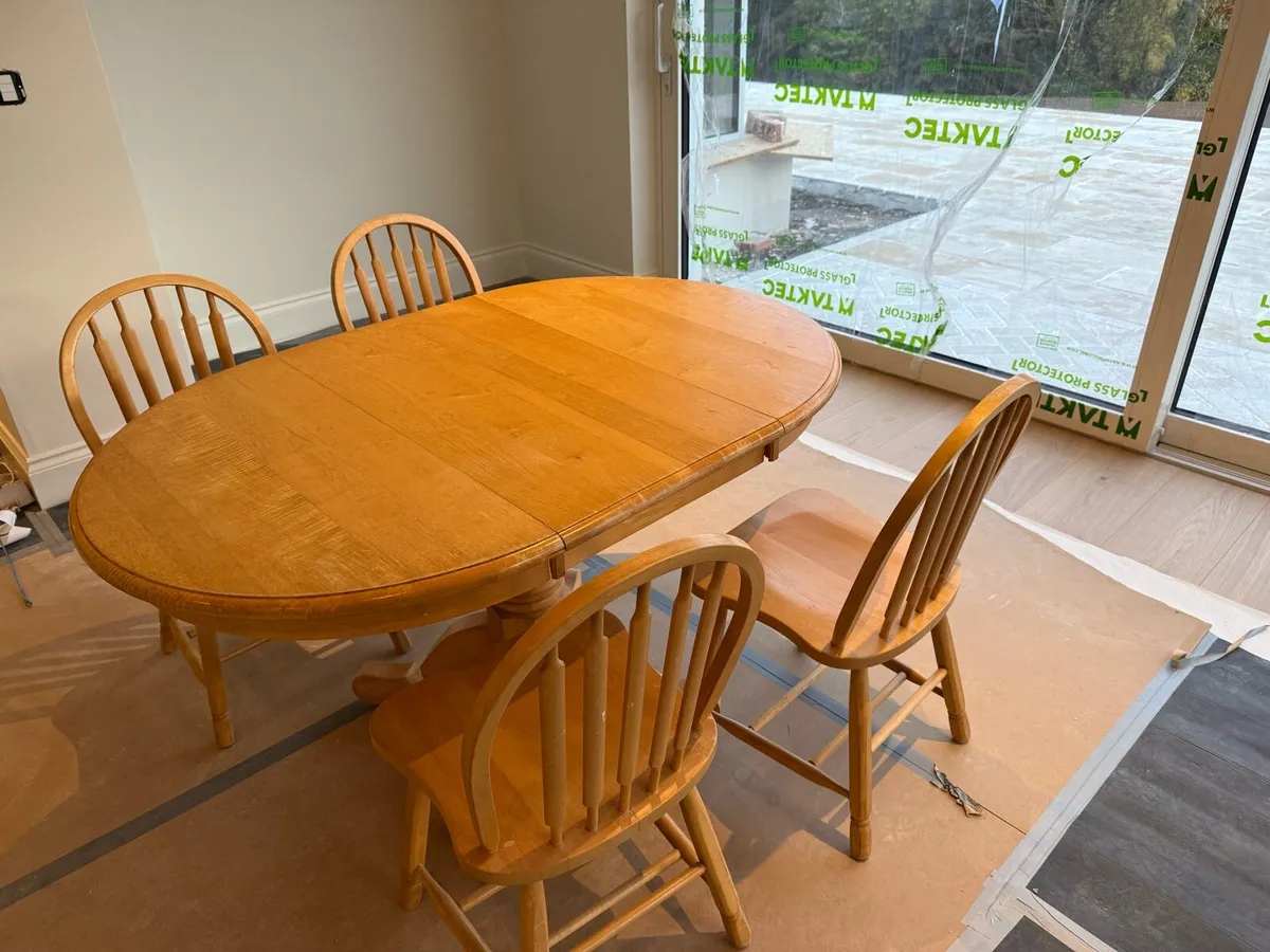 Kitchen Table - 4 seater with extending inset - Image 2
