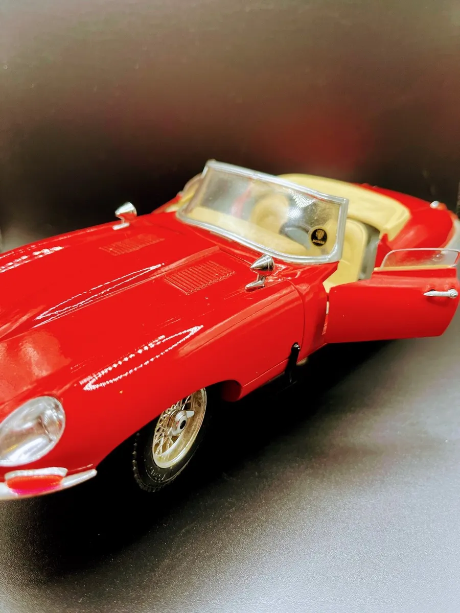 Model car Jaguar - Image 2