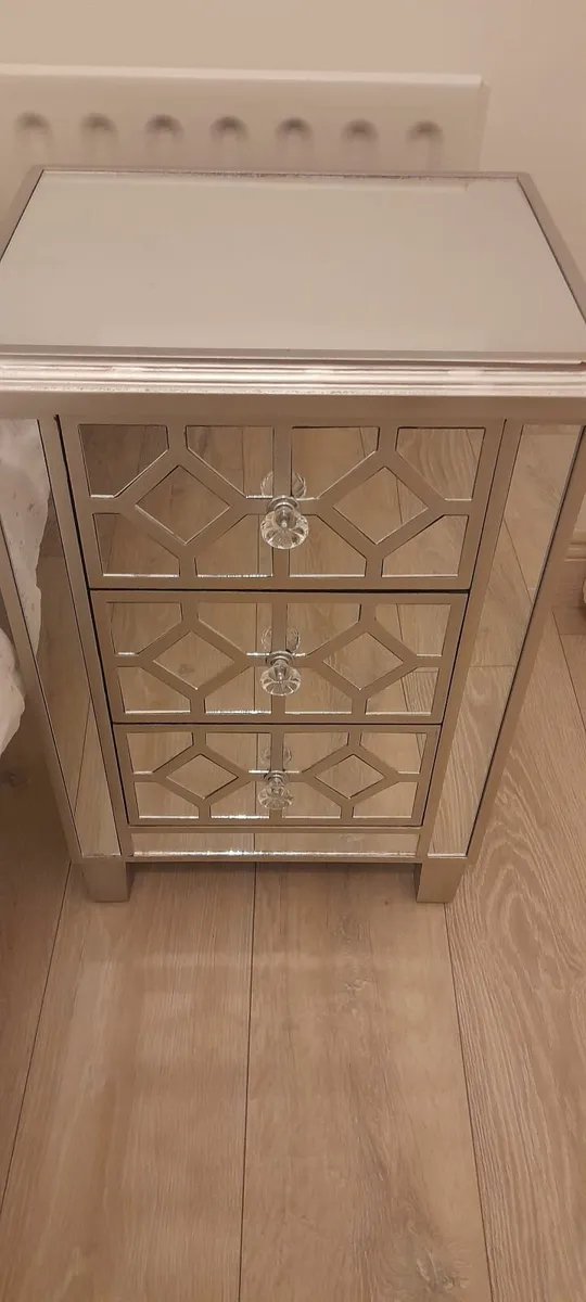 Bedside locker - Image 1