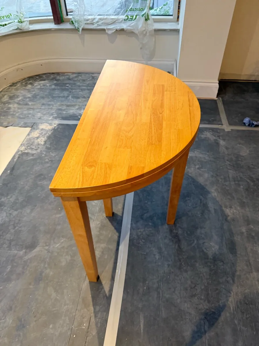 Console Table - Image 1