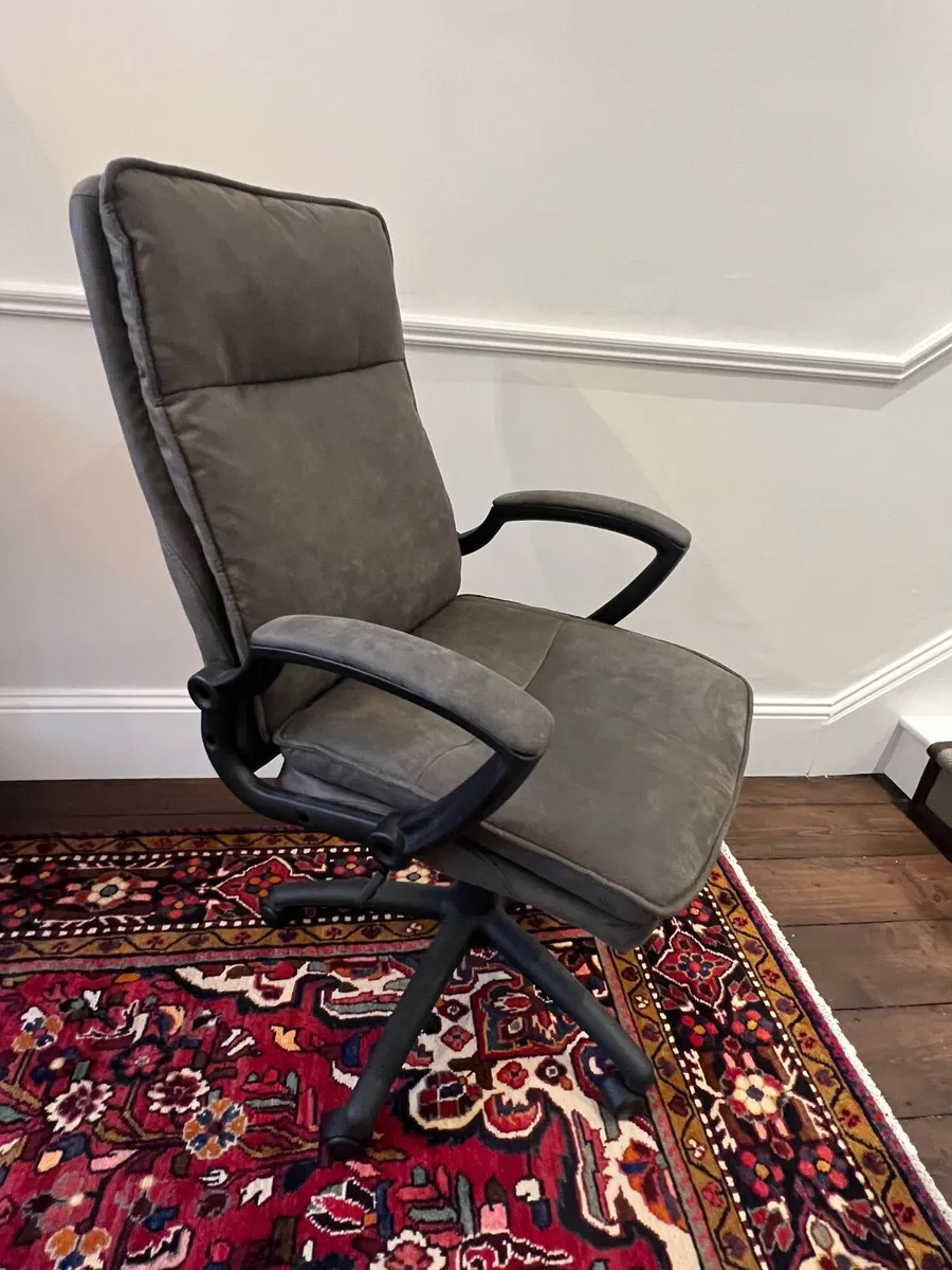 Office Chair - Image 2