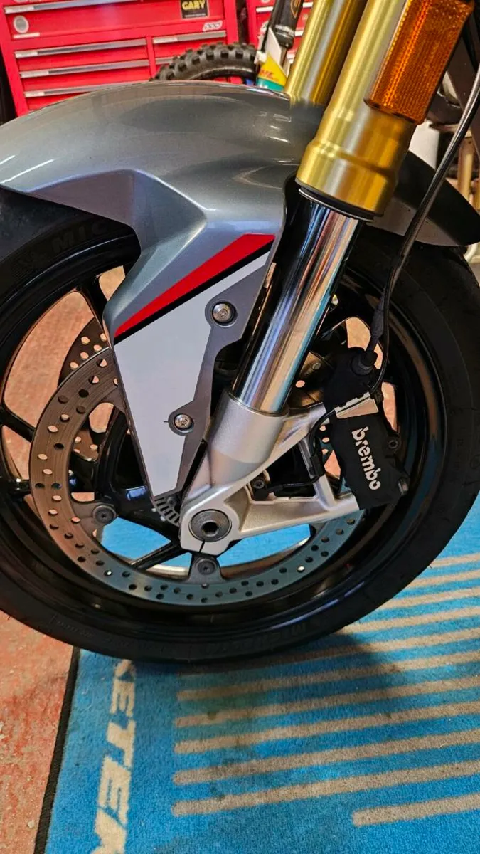 BMW S1000XR S 1000 XR full BMW Service history - Image 4