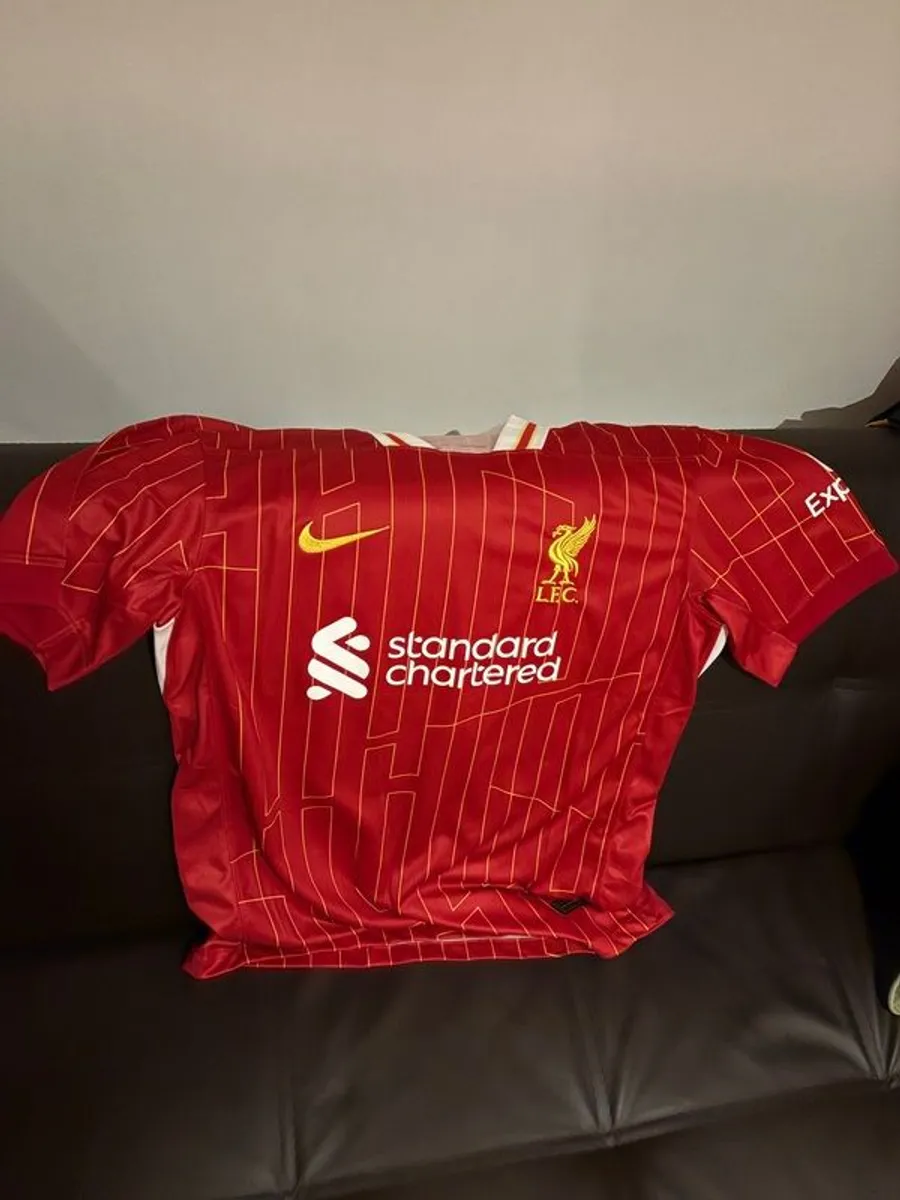 Arne Slot signed Liverpool jersey - Image 3