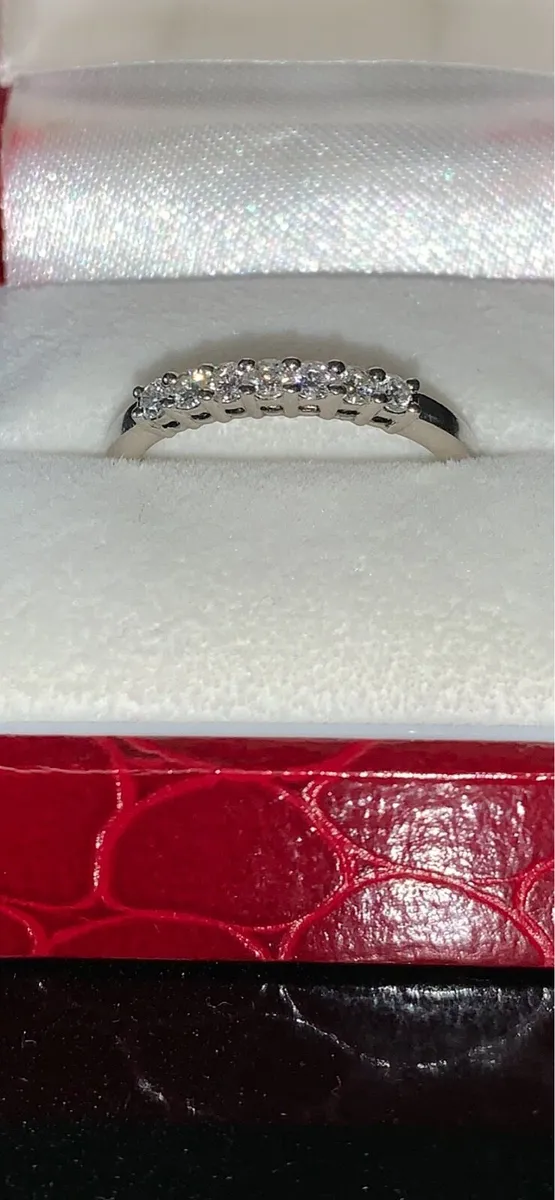 Diamond eternity ring - Image 3