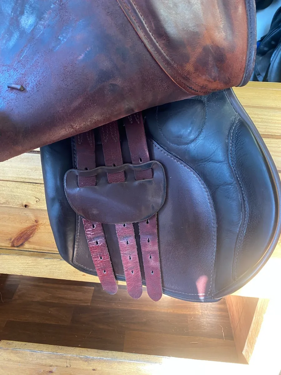 Berney brothers brown Leather saddle - Image 2