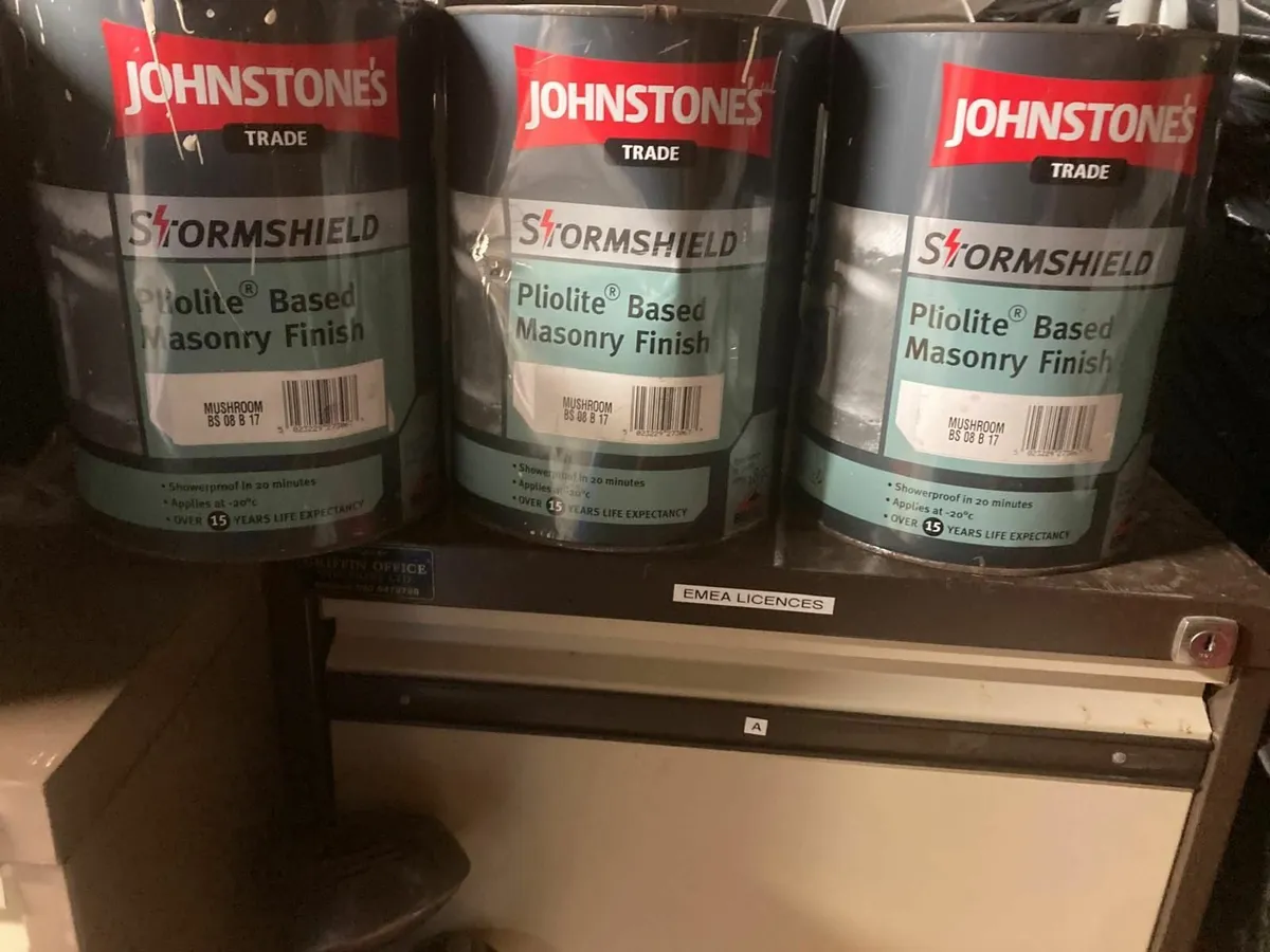 Cans of paint - Image 1