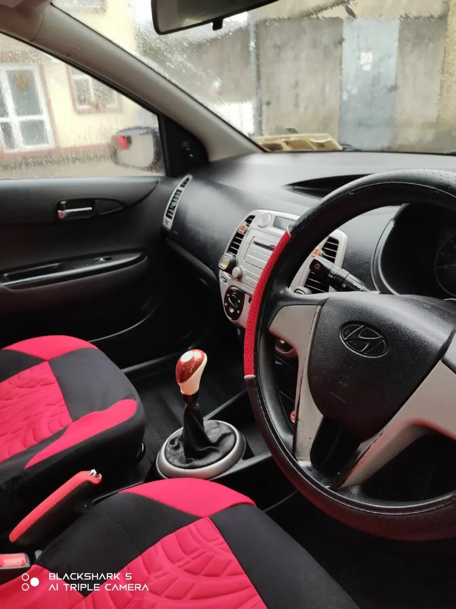 Hyundai i20 2010 with New NCT and till Jun 2026 - Image 3