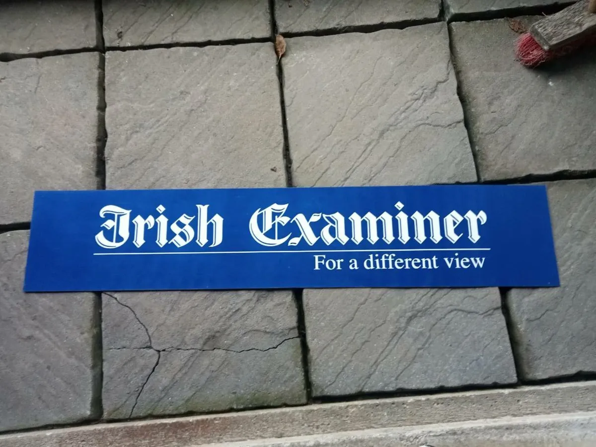 Irish examiner sign - Image 1