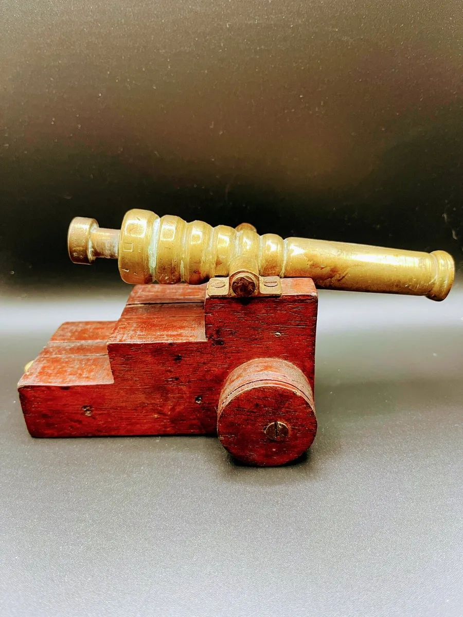 Pair of vintage cannons - Image 3