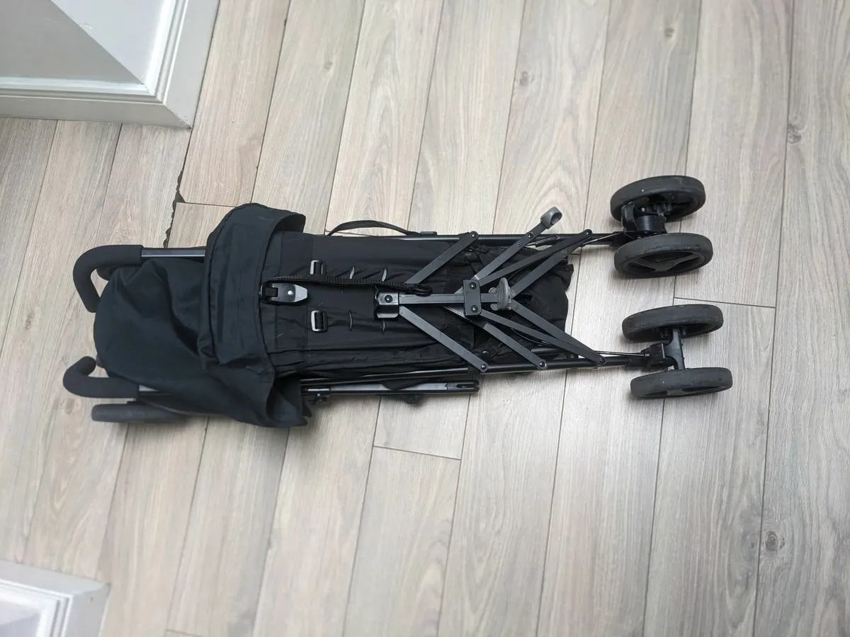 Joie Stroller for pickup - Image 3