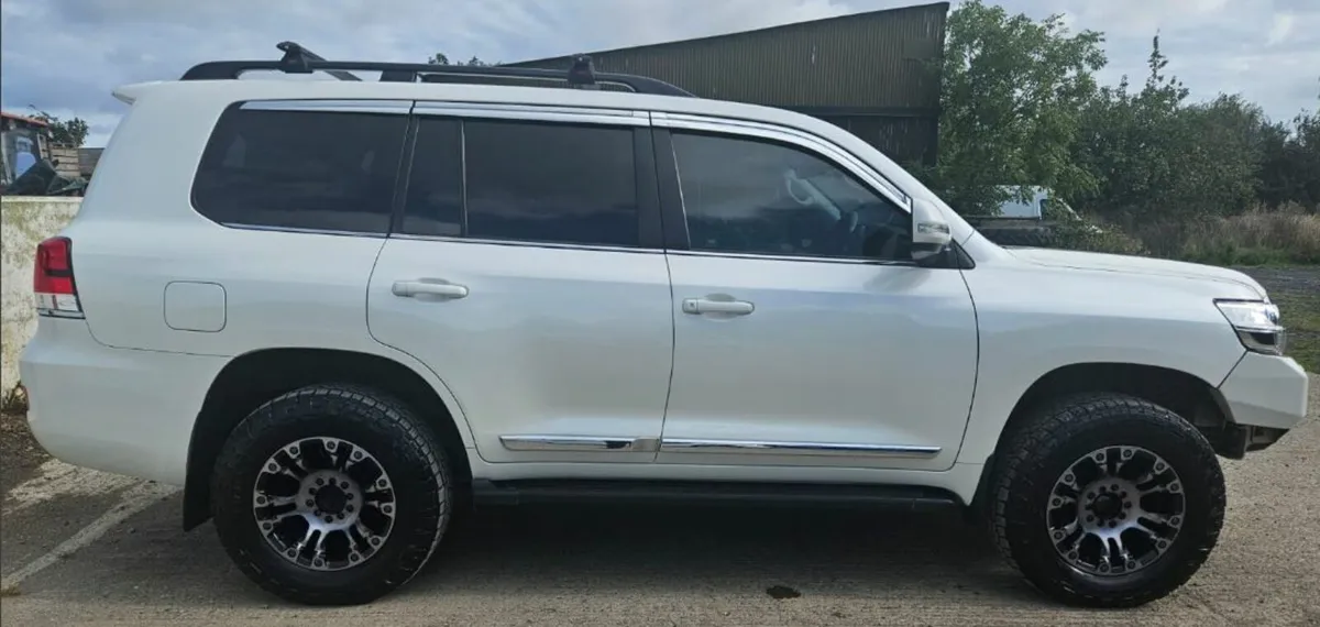 Toyota Land Cruiser 2020 - Image 1