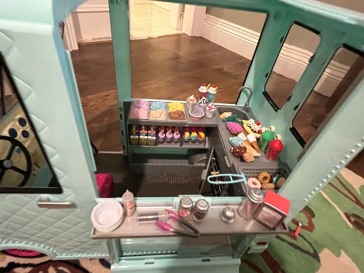 Our Generation Icecream truck - Image 2