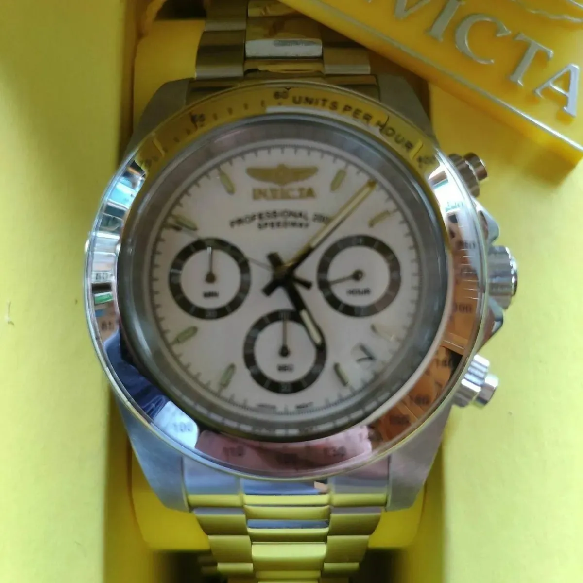 Invicta Chronograph Watch - Image 1