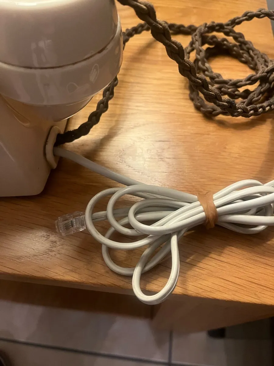 Vintage Ericsson Bakelite Telephone - Image 3