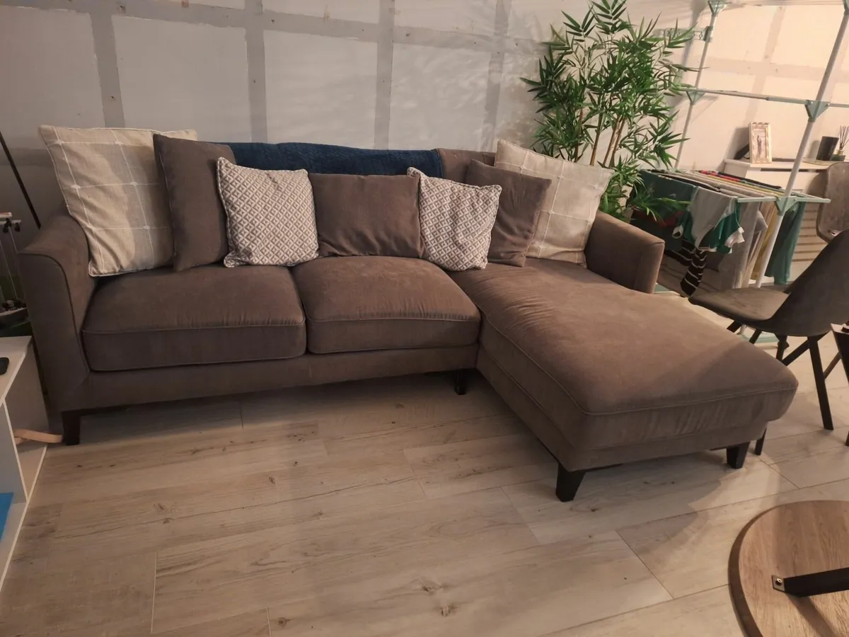 L shape couch - Image 3