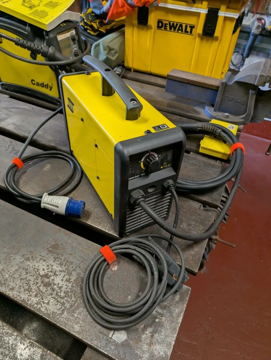 Esab Powercut 400 Plasma Cutter - Image 1