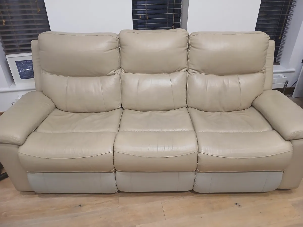 Cream leather sofa - Image 2