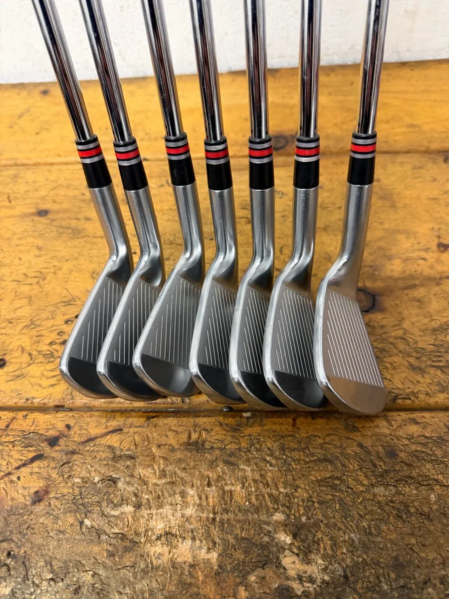 Miura Golf CB57 Irons 4-PW RH R Flex - Image 2