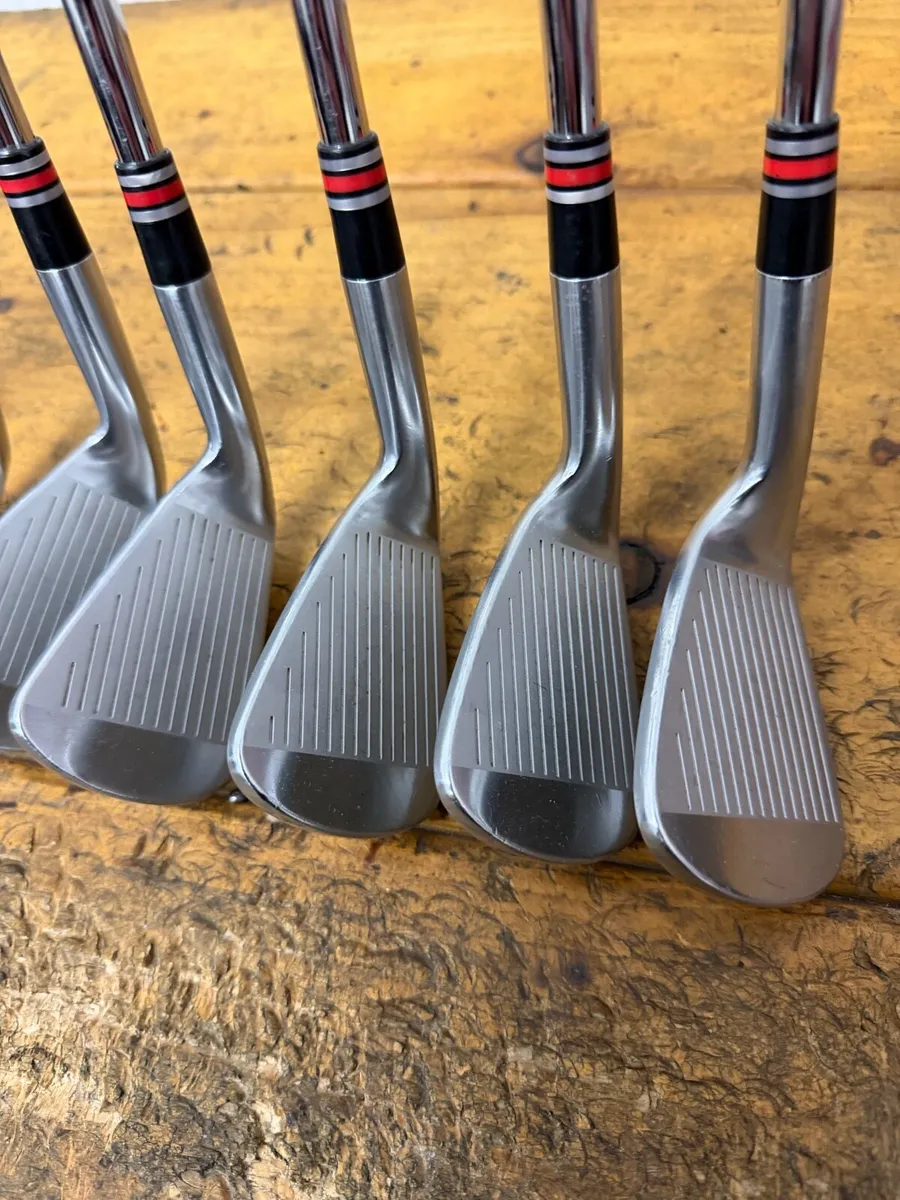 Miura Golf CB57 Irons 4-PW RH R Flex - Image 4