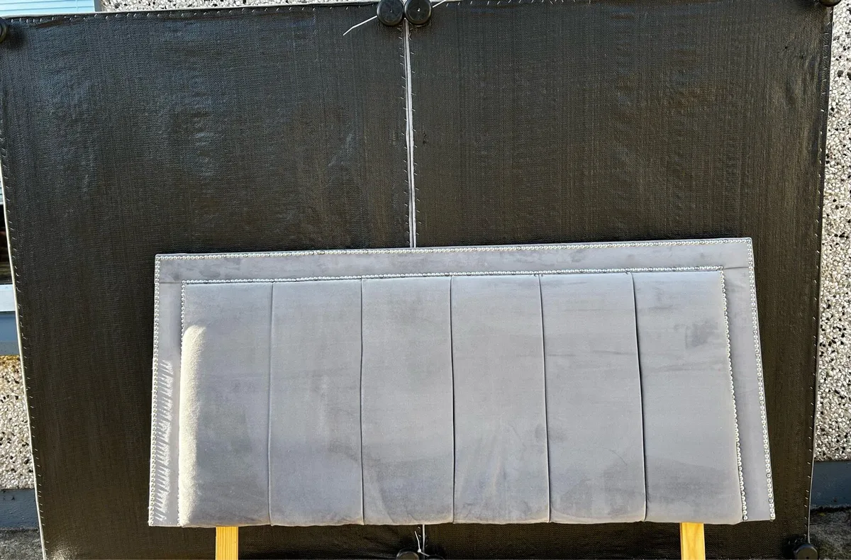 Double bed - Image 1