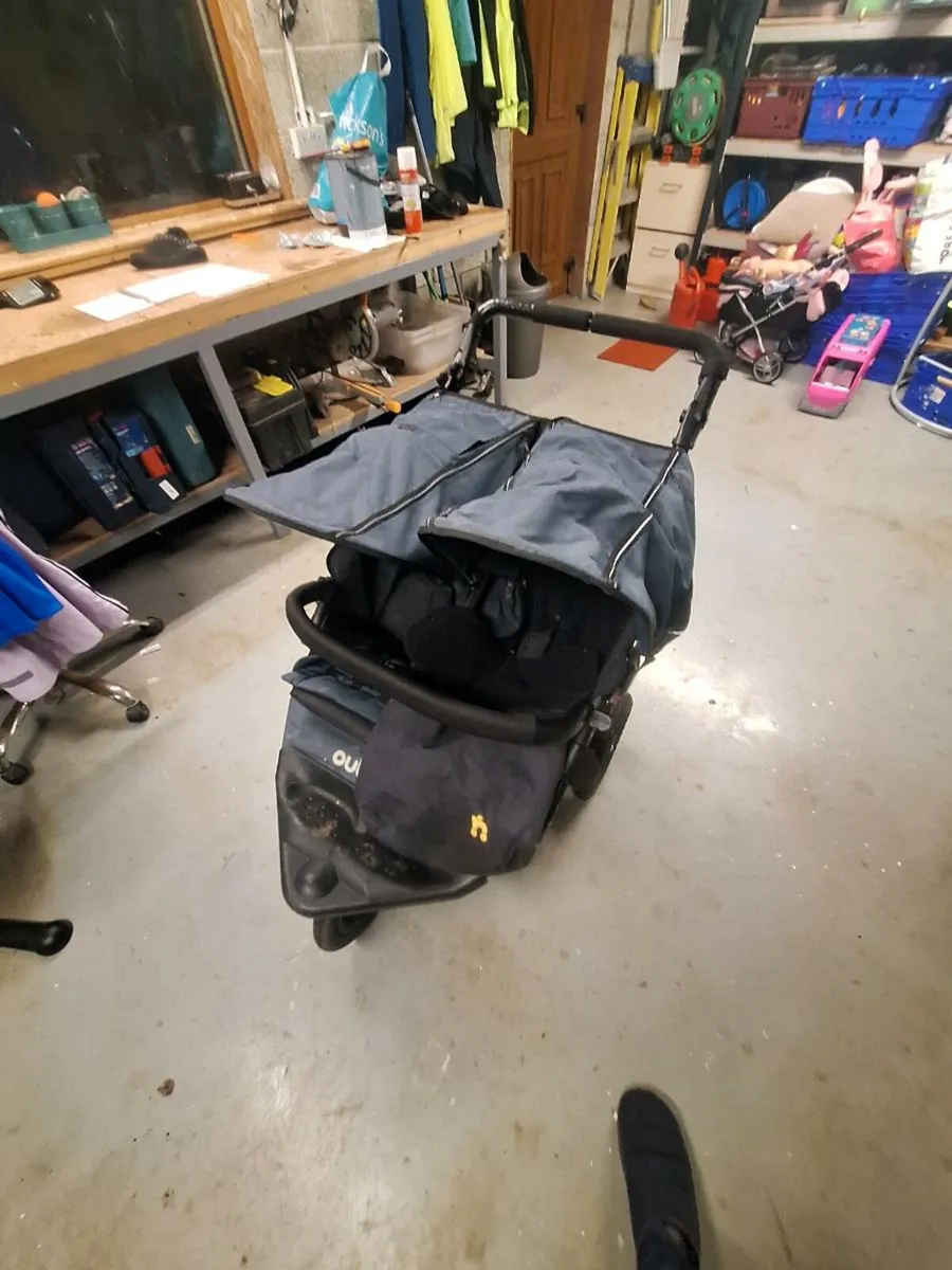 OutnAbout double stroller - Image 2