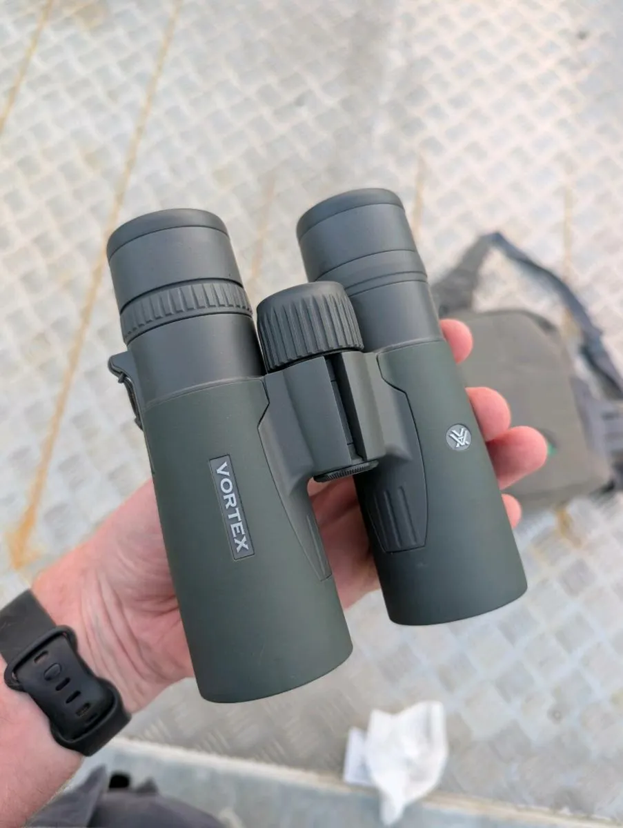 Vortex Razor HD binoculars - Image 1