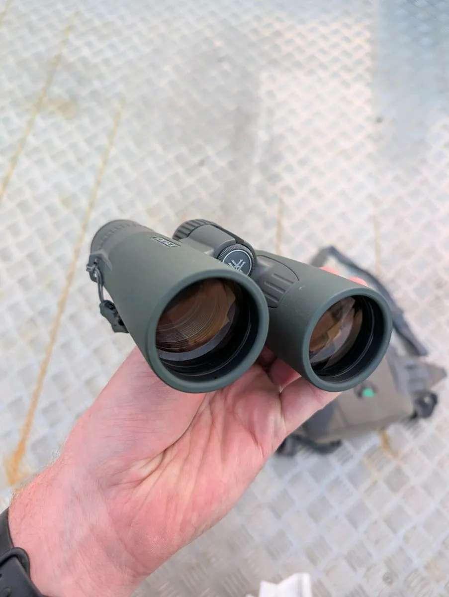 Vortex Razor HD binoculars - Image 4