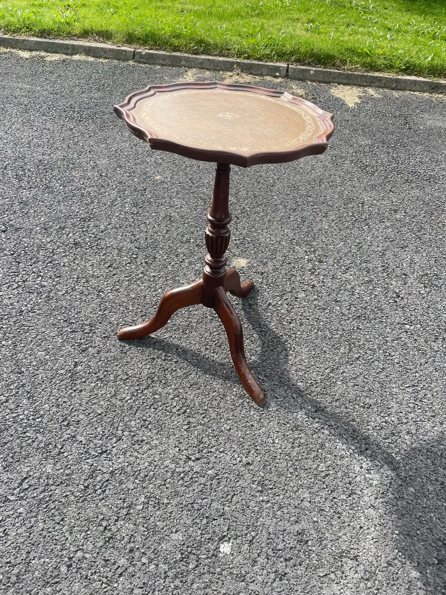 Antique table - Image 1