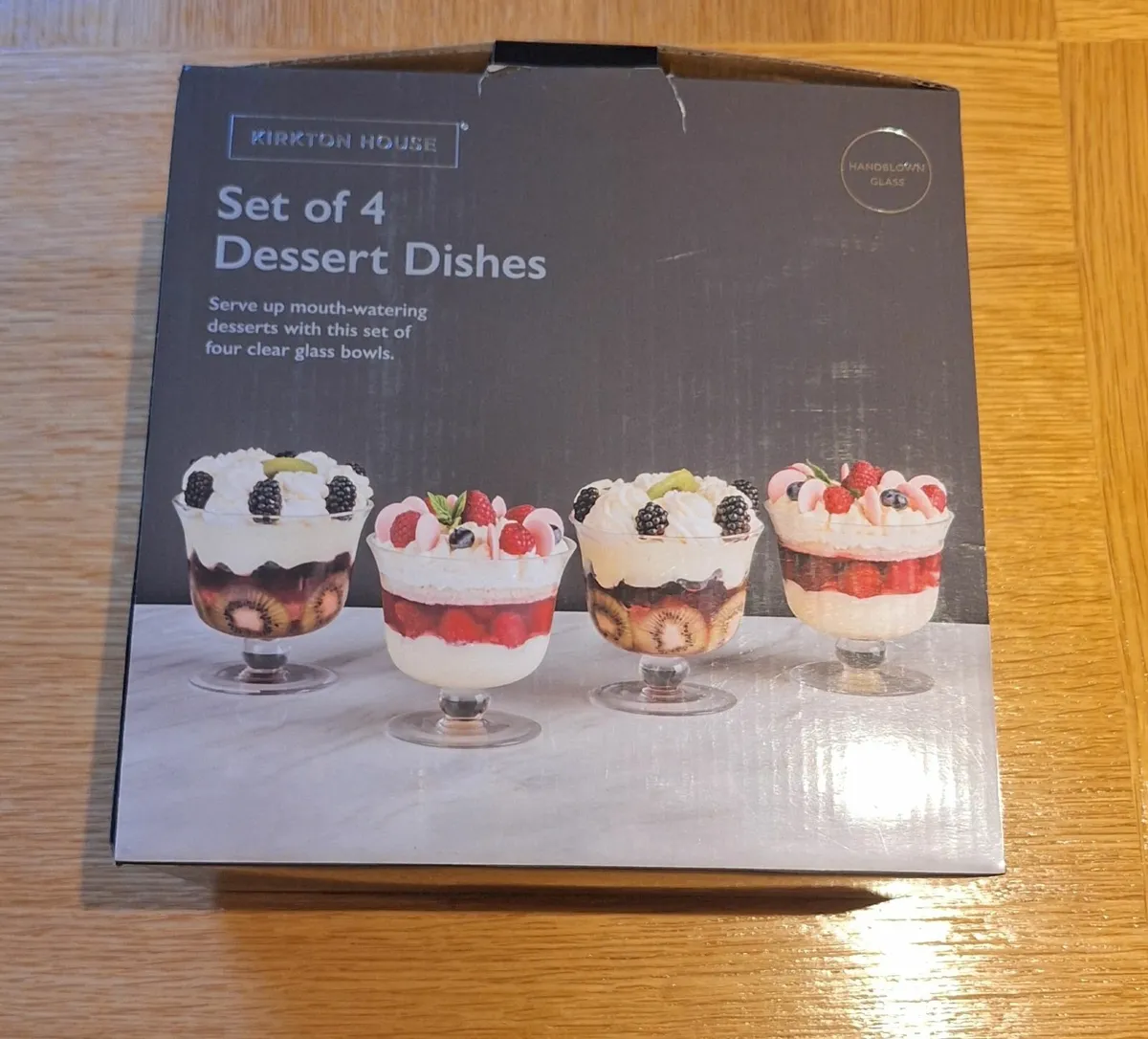 Set of 4 glass dessert dishes - Image 1