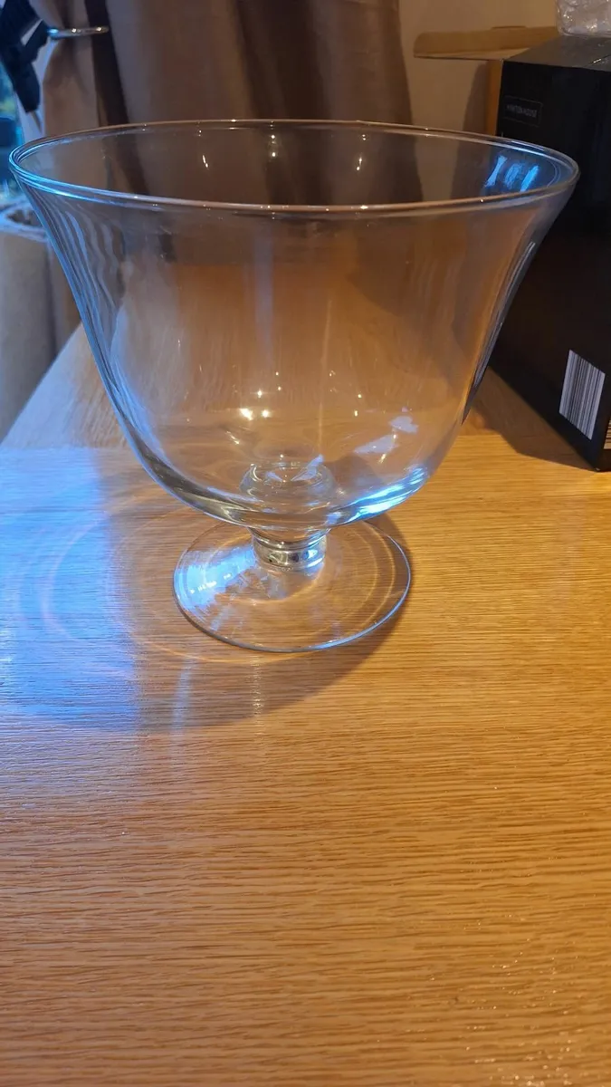 Large glass dessert dish - Image 3