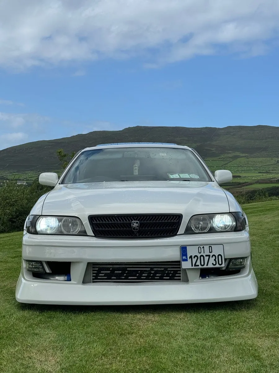 Toyota chaser tourer v - Image 2