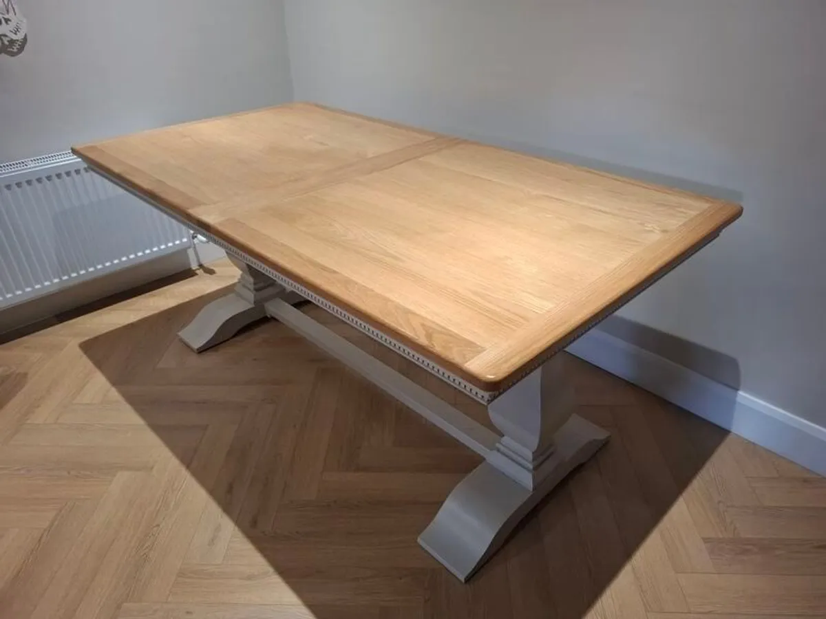 Kitchen Table- Hardwick Oak Dining Table - Image 2