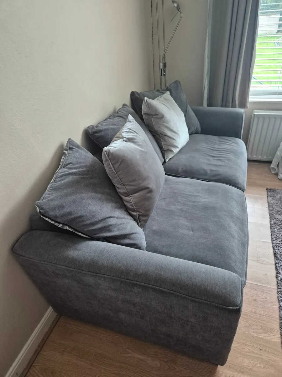Sofa - Image 2