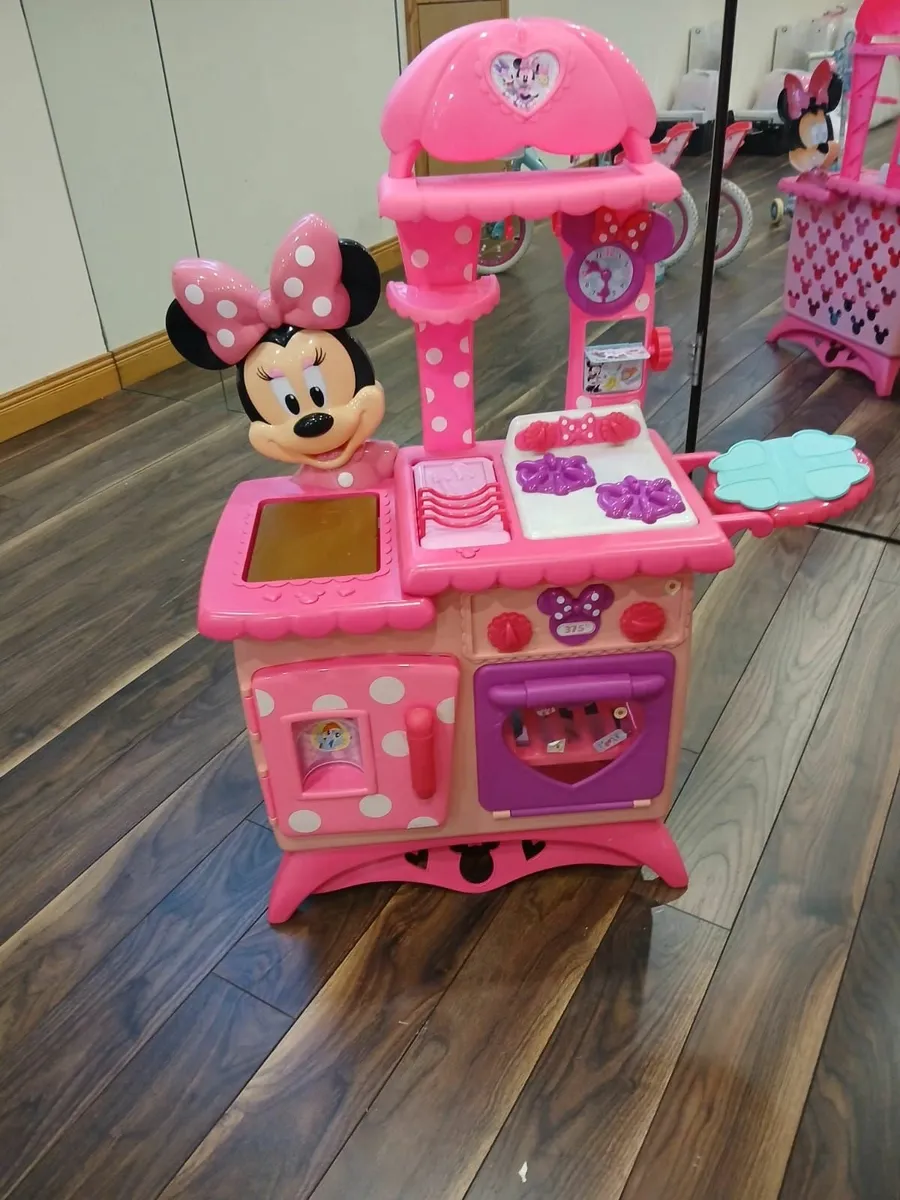 Minnie Mouse kitchen