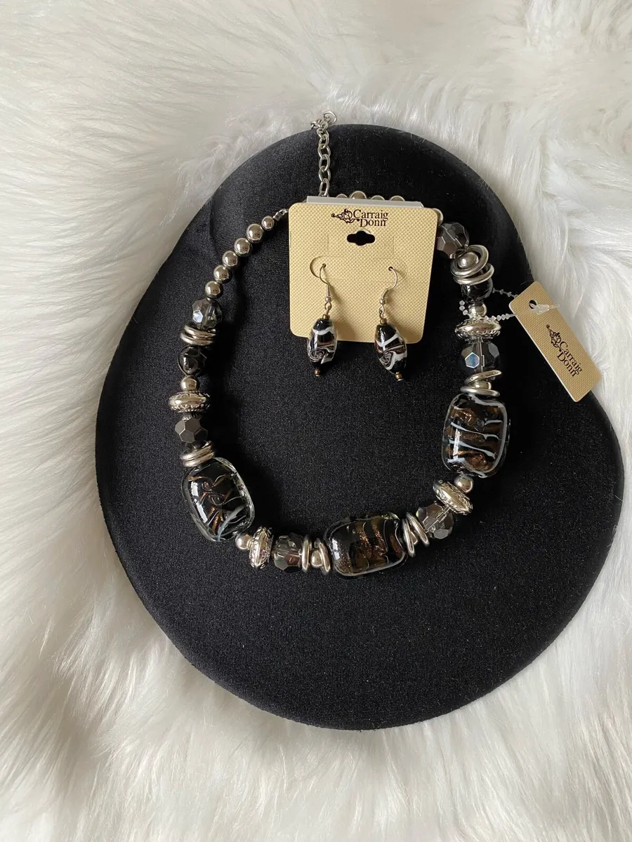 Brand New Carraig Donn Necklace & Earrings - Image 4