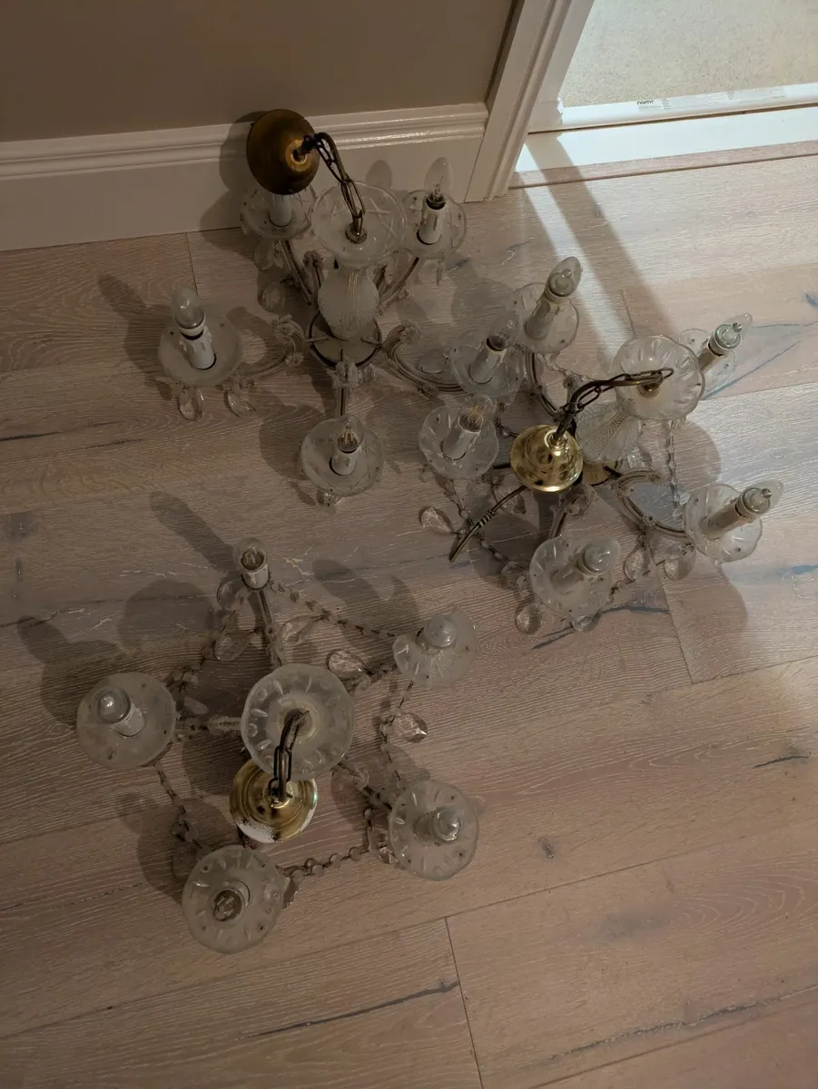 Vintage decorative chandelier pendant light (x3) - Image 2