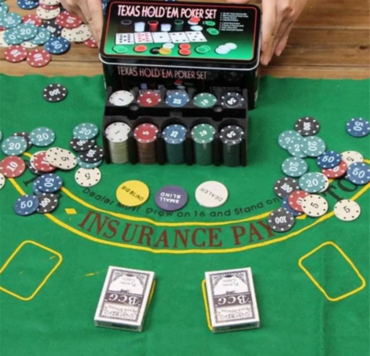 NEW Poker Set - 200 Piece Texas Hold Em - Image 1