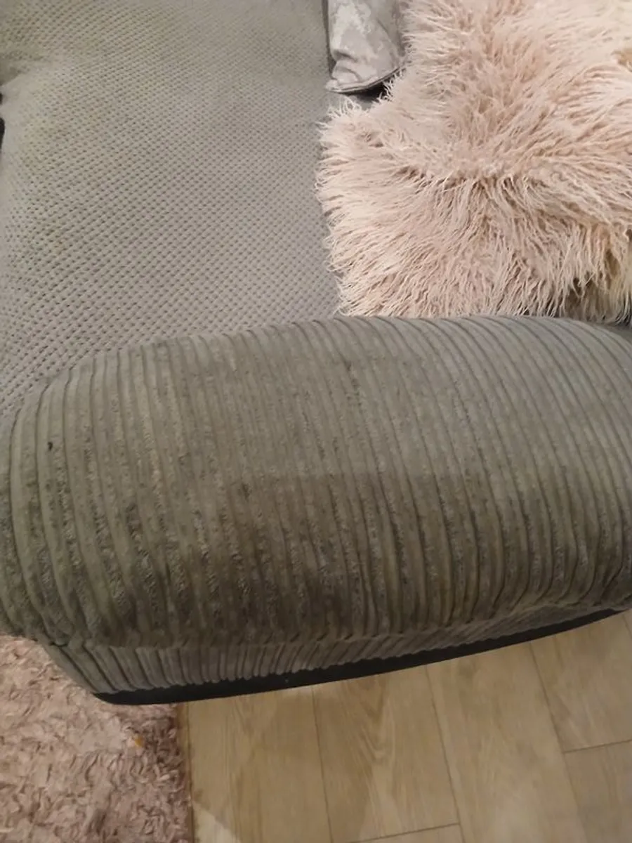 Large L shaped sofa - Image 3