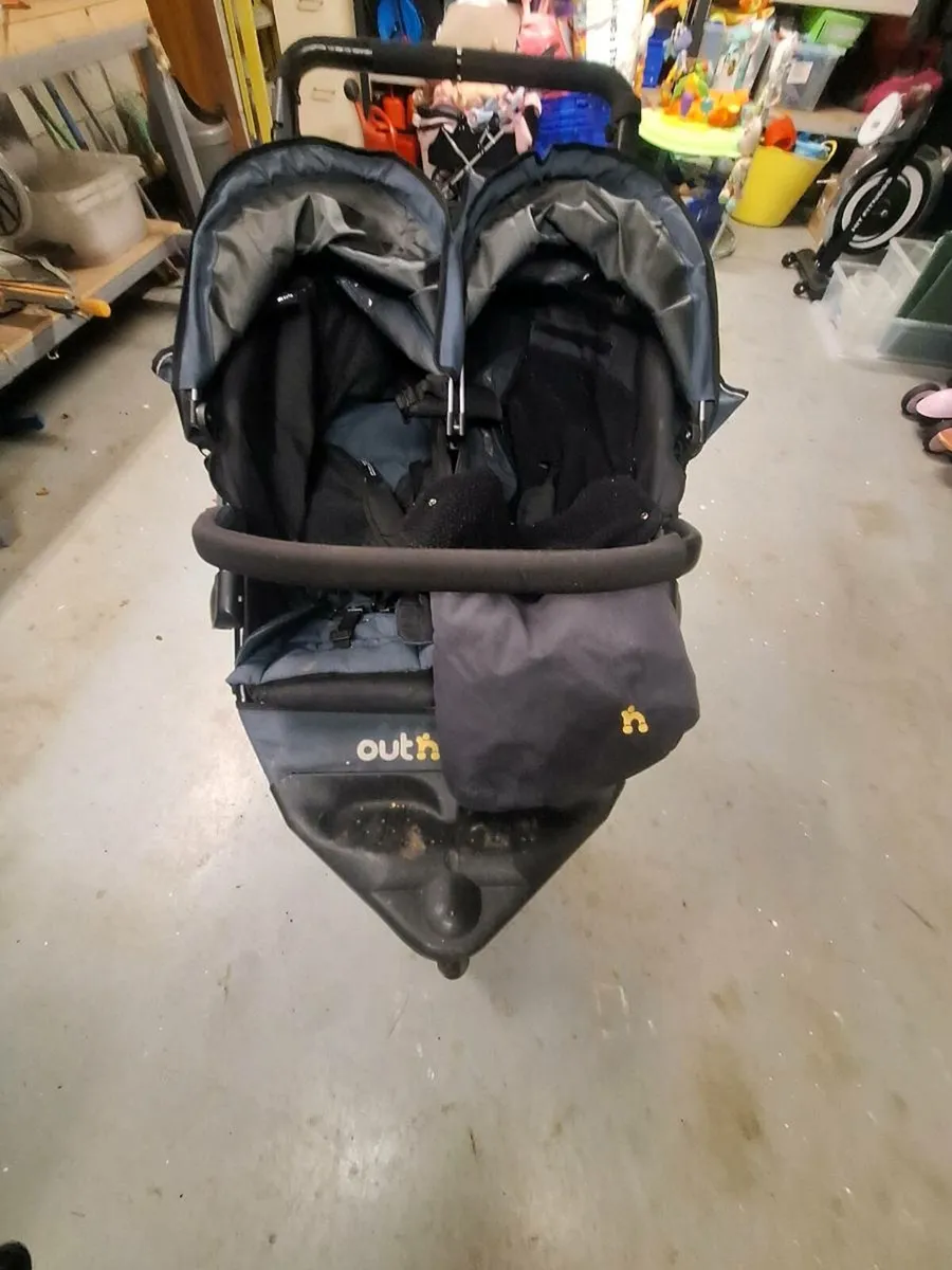 OutnAbout double stroller - Image 4