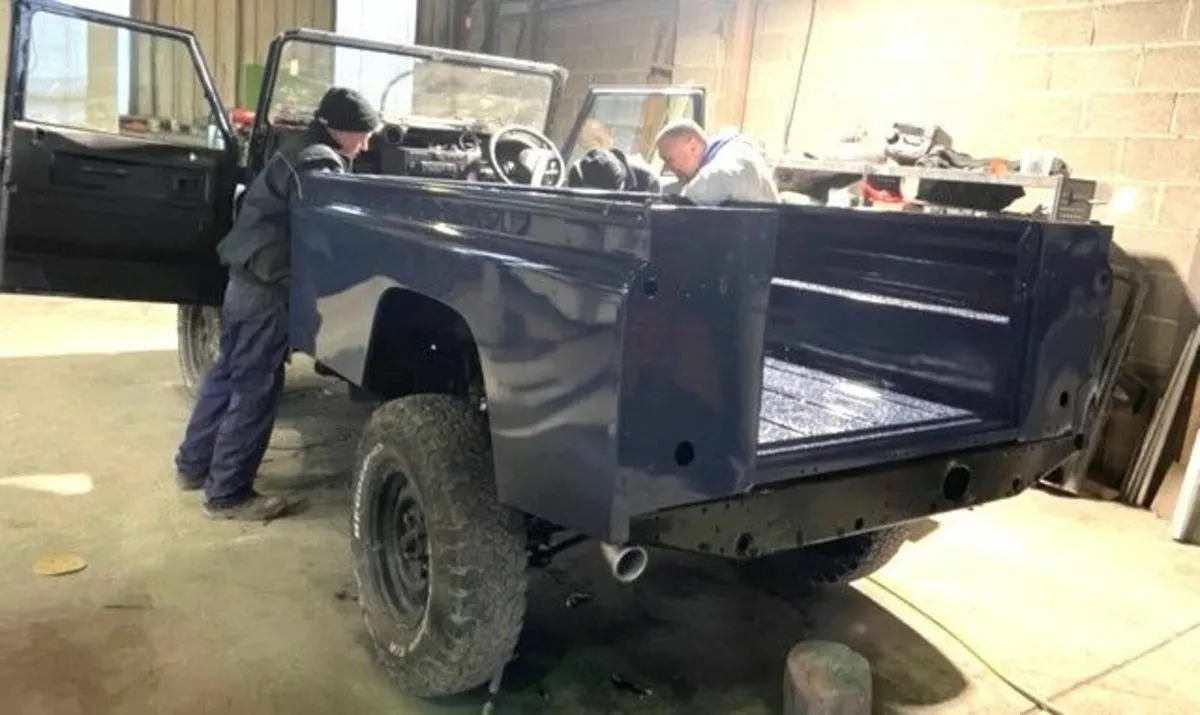 Land Rover, Range Rover,  Painting & Body Repairs. - Image 2