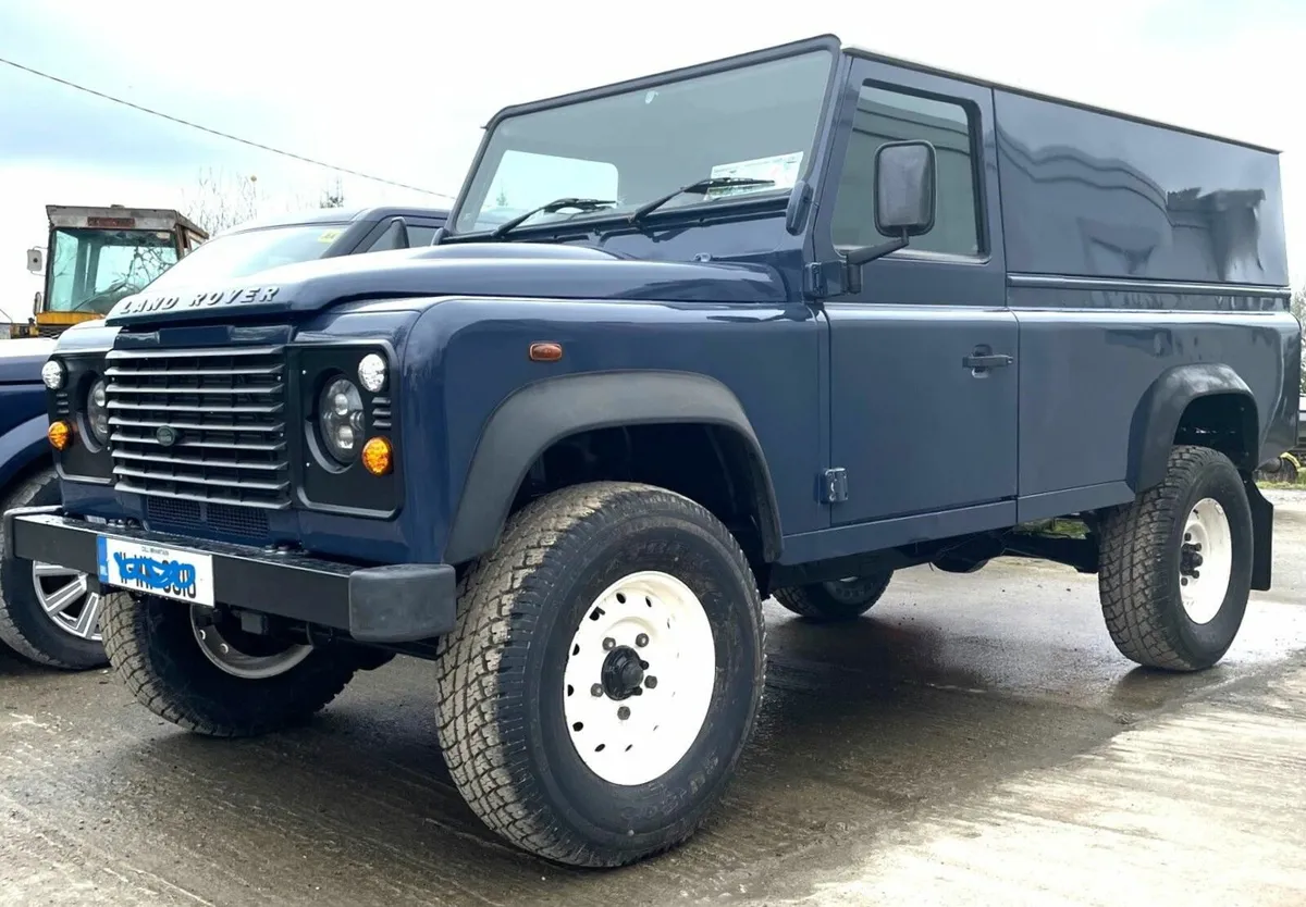 Land Rover  Painting Underseal, & Repairs. Gray's - Image 1