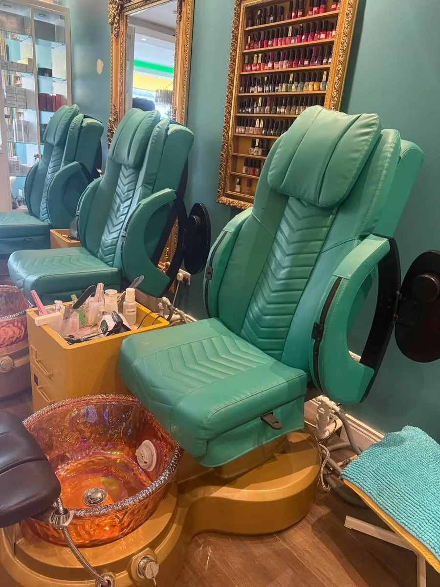 Pedicure chair - Image 2