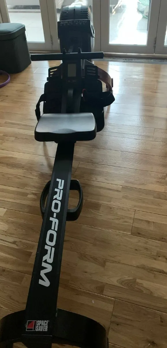 Rowing machine - Image 2