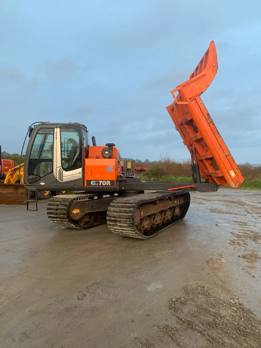 Hitachi Eg70R swivel track dumper - Image 4